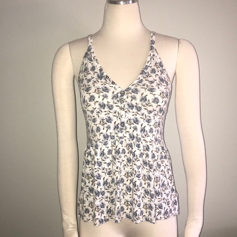 AMERICAN EAGLE SOFT AND SEXY FLORAL TANK